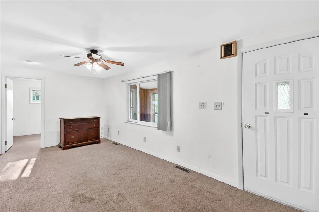 11148 E Howard City Edmore Road Richland Township MI 48877
