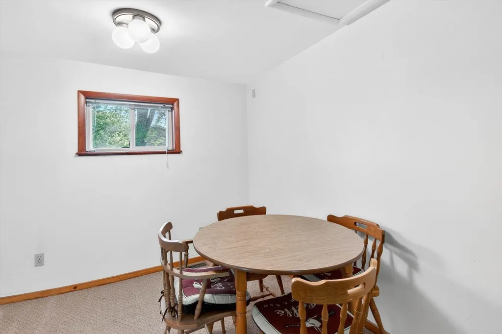 11148 E Howard City Edmore Road Richland Township MI 48877