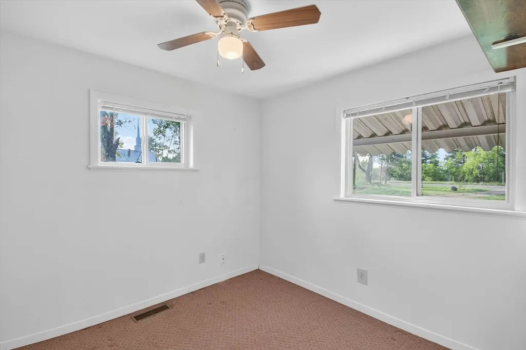 11148 E Howard City Edmore Road Richland Township MI 48877