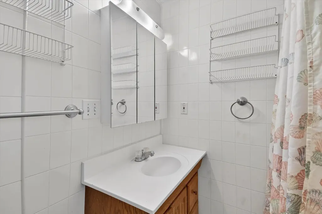 11148 E Howard City Edmore Road Richland Township MI 48877