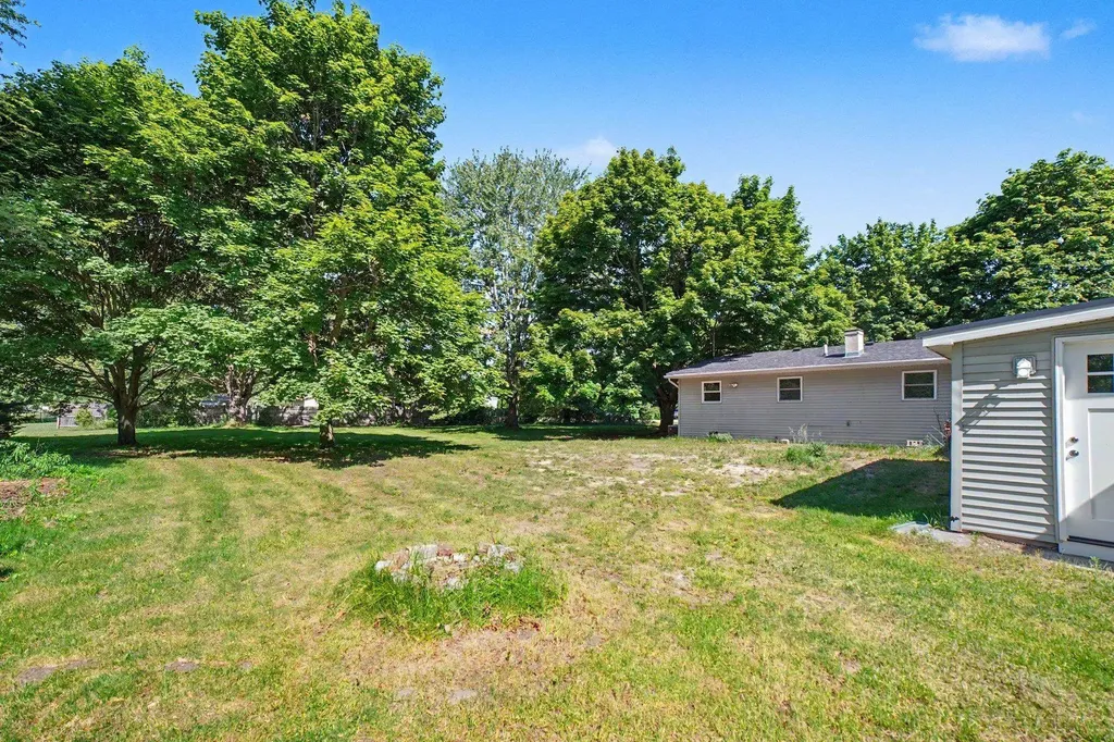 8220 E Upham Drive Chippewa Township MI 48858