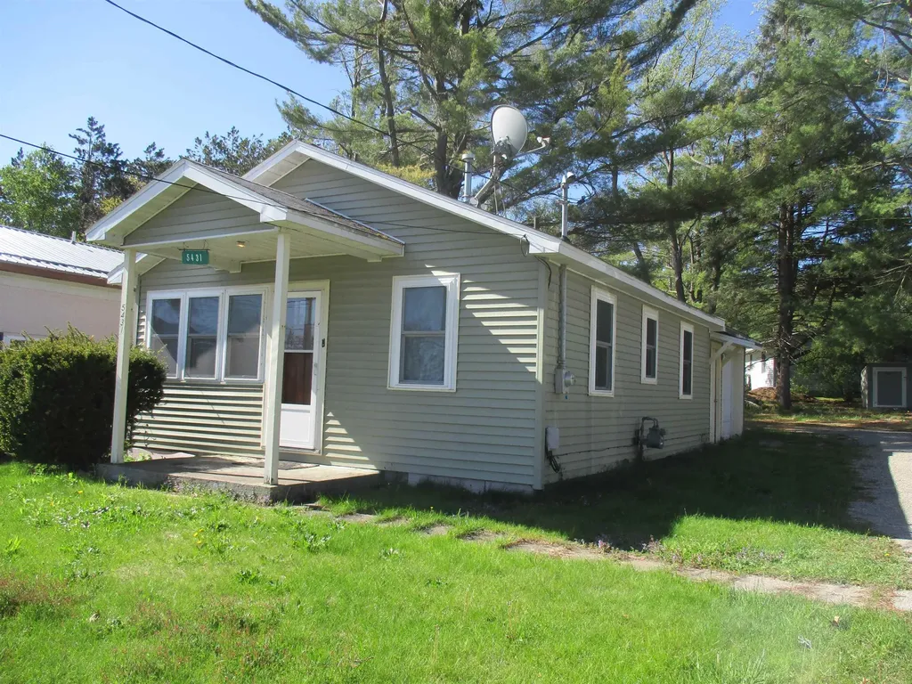 5431 W Houghton Lake Drive Roscommon Township MI 48629