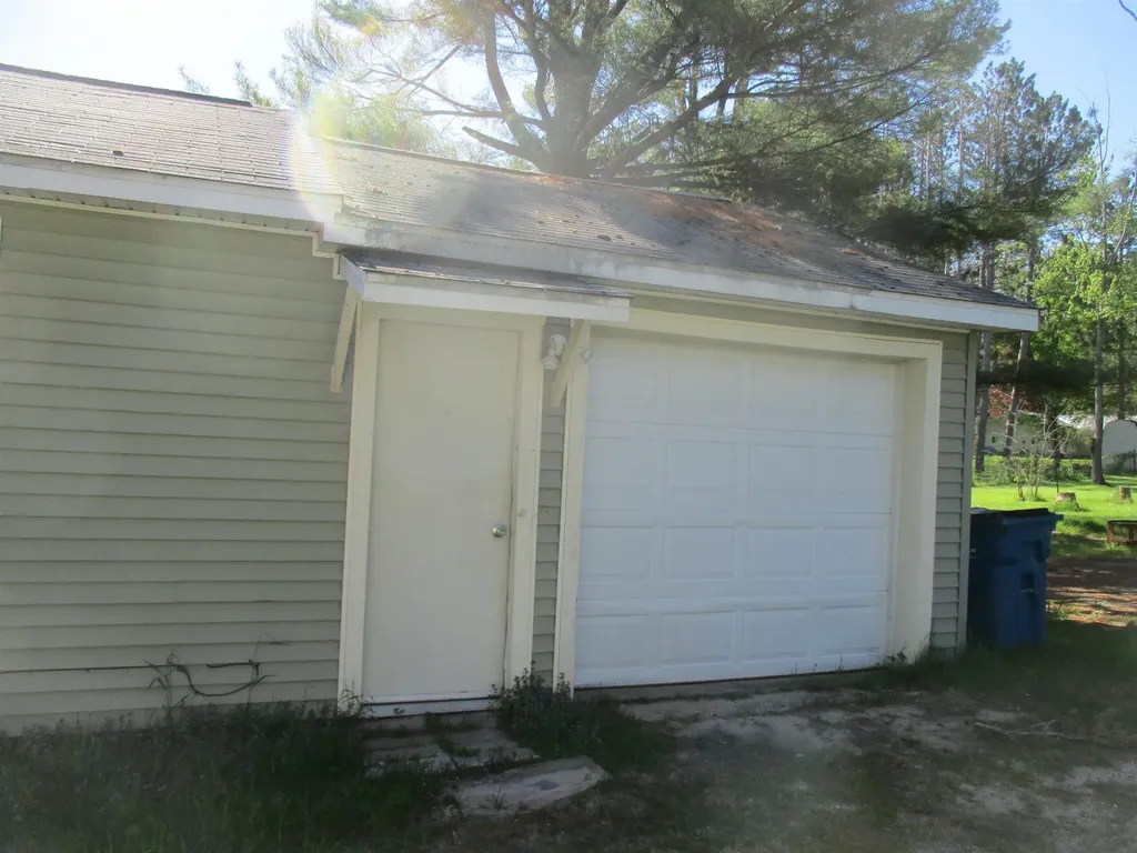 5431 W Houghton Lake Drive Roscommon Township MI 48629