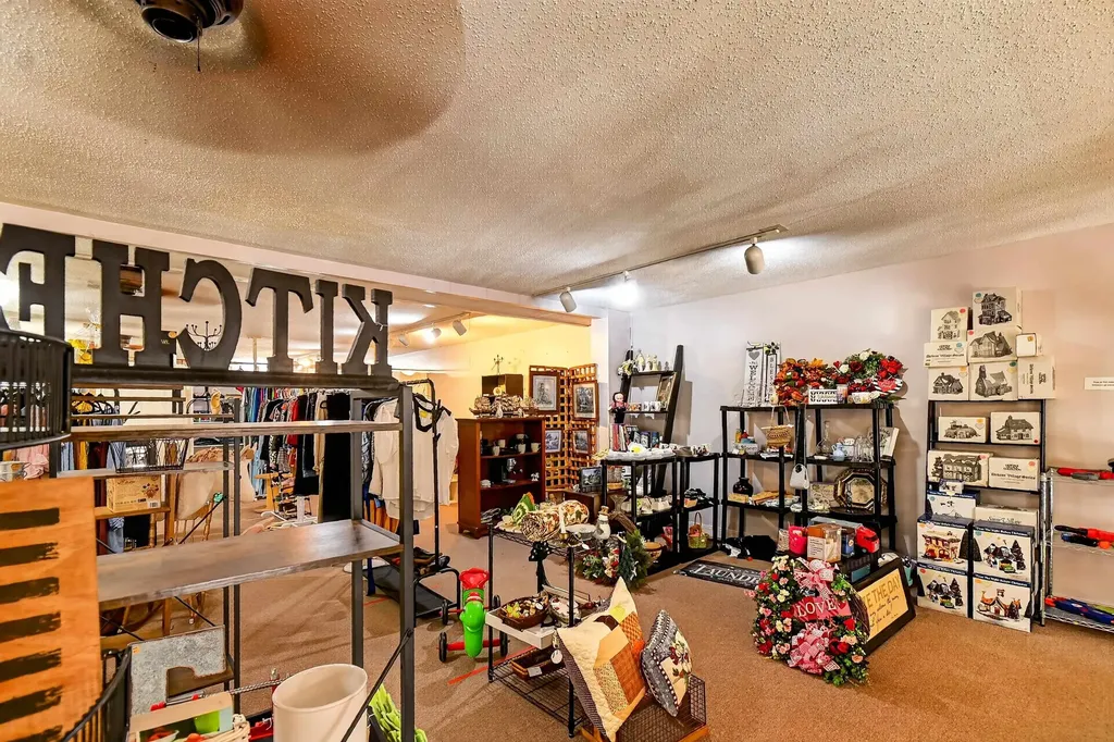 108 E Center Street Ithaca City MI 48847