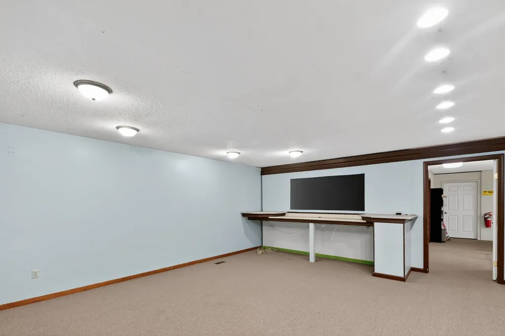108 E Center Street Ithaca City MI 48847