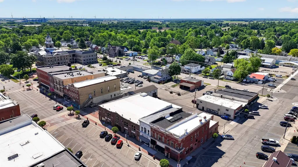 108 E Center Street Ithaca City MI 48847