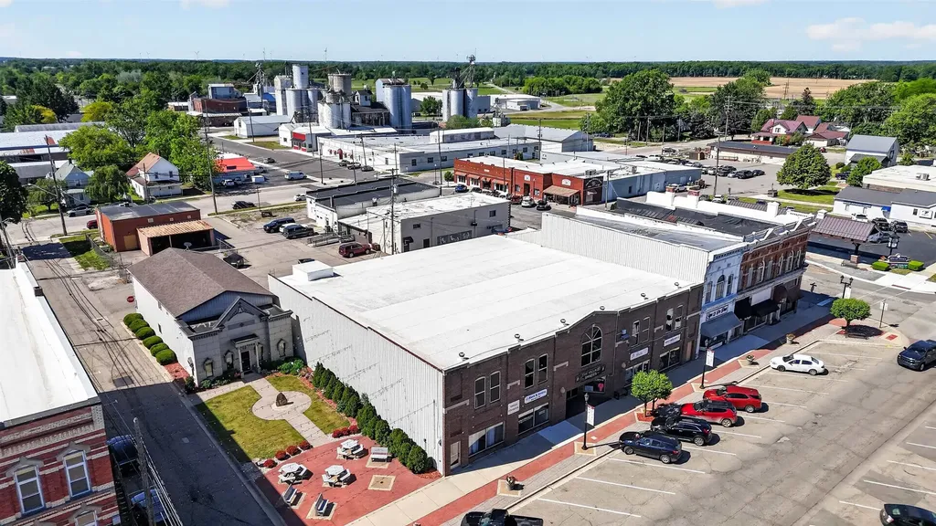 108 E Center Street Ithaca City MI 48847
