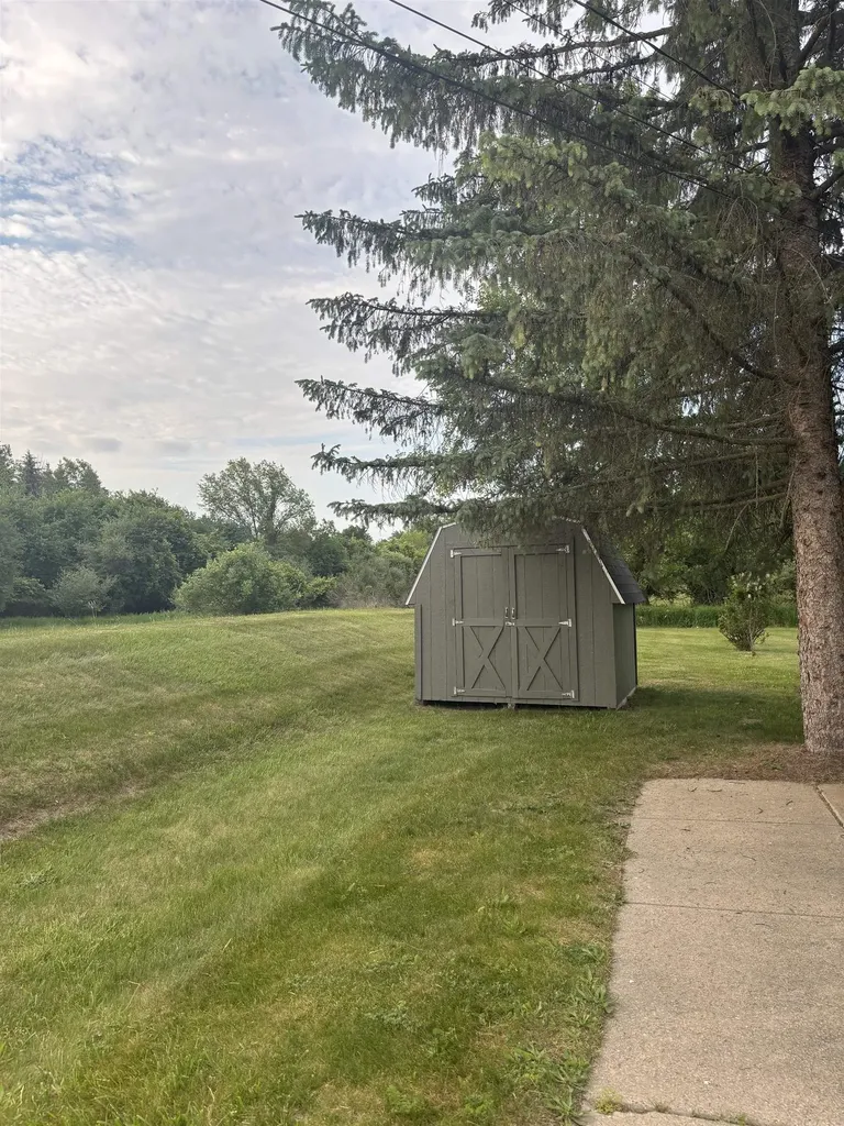 3092 E Deerfield Union Charter Township MI 48858