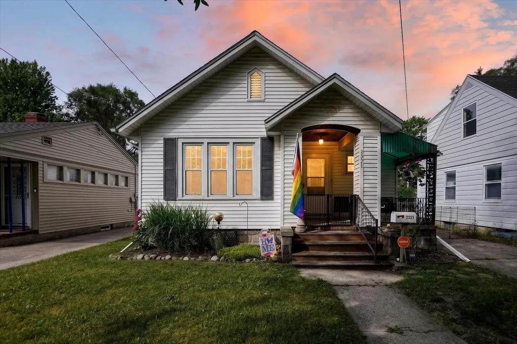 3321 Court Street Saginaw City MI 48602