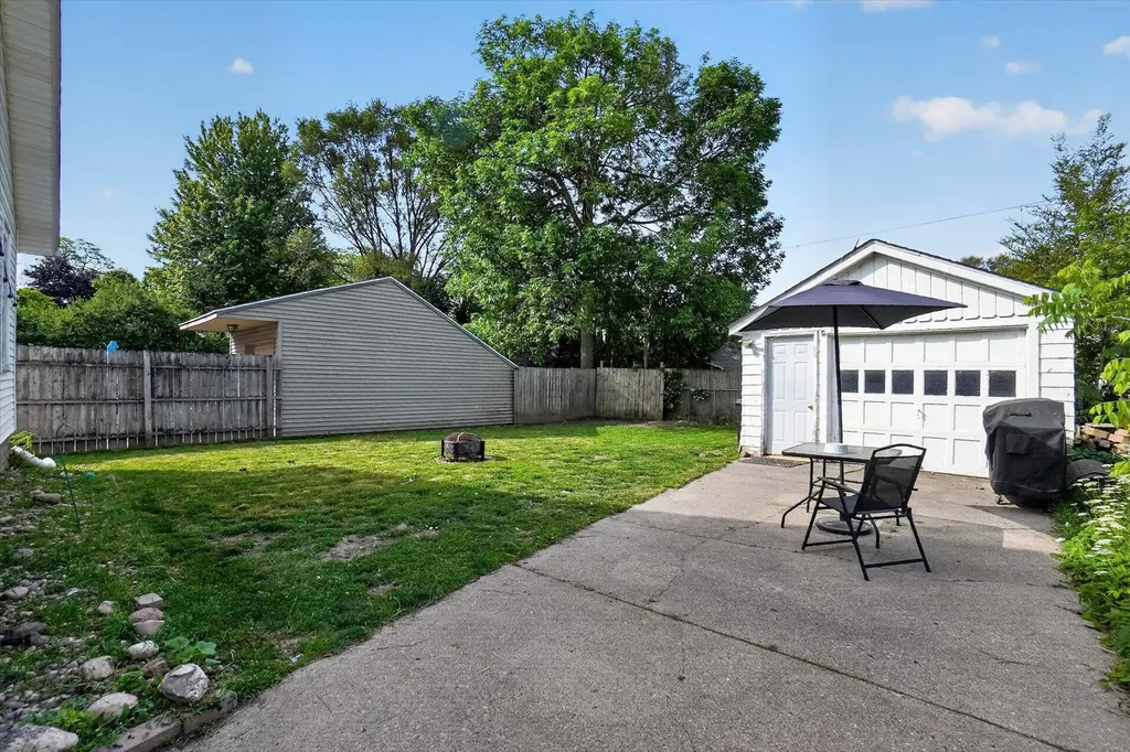 3321 Court Street Saginaw City MI 48602