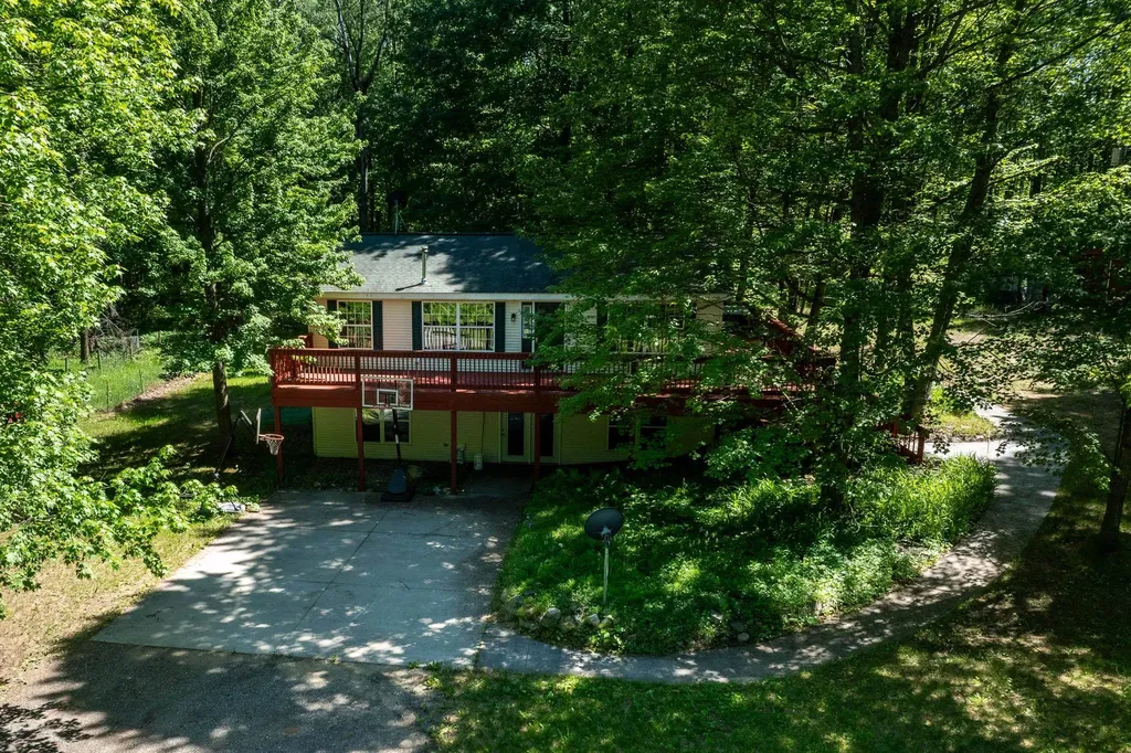 4377 W Adams Road Unknown City MI 48632