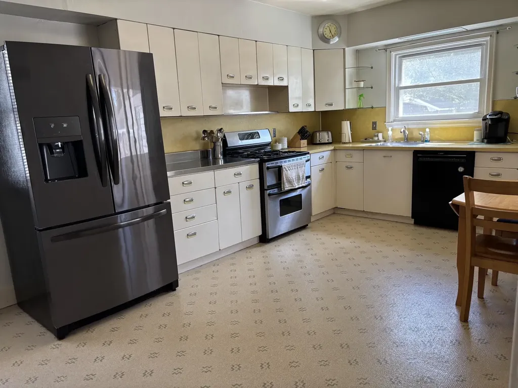 1019 S Fancher Avenue Mt. Pleasant City MI 48858