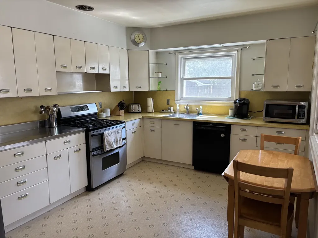 1019 S Fancher Avenue Mt. Pleasant City MI 48858