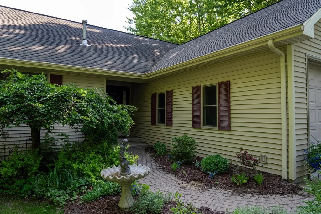 1083 El Camino Grande Sherman Township MI 48893