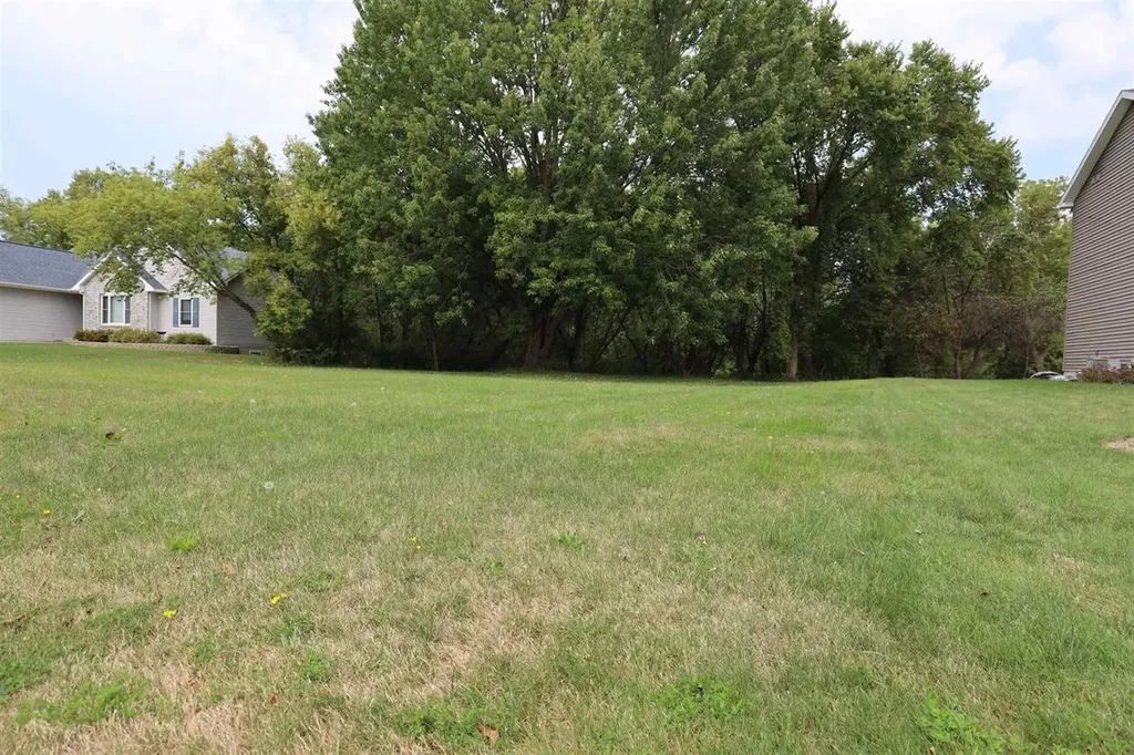 311 Red Maple Lane Coe Township MI 48883