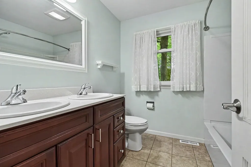465 Hiawatha Drive Deerfield Township MI 48858