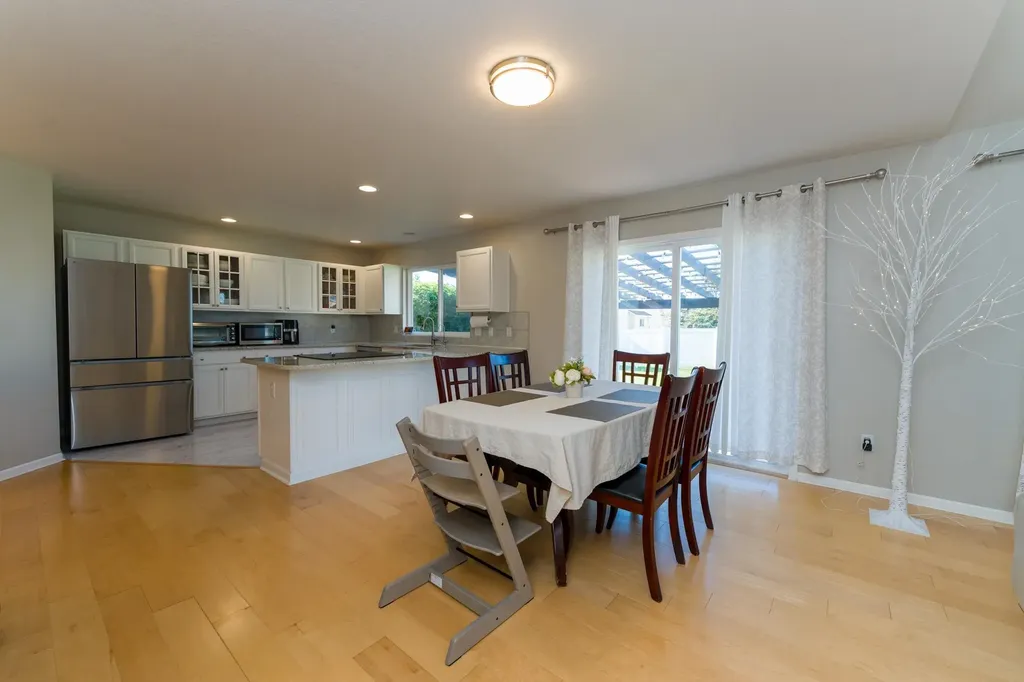 1646 Abbey Court Mt. Pleasant City MI 48858