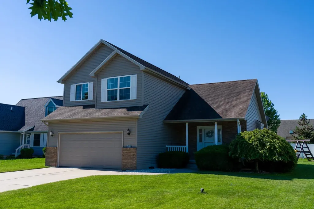 1646 Abbey Court Mt. Pleasant City MI 48858
