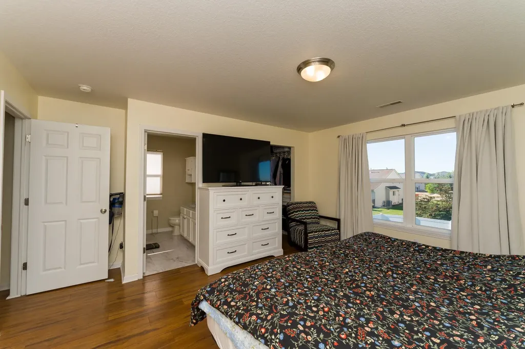 1646 Abbey Court Mt. Pleasant City MI 48858