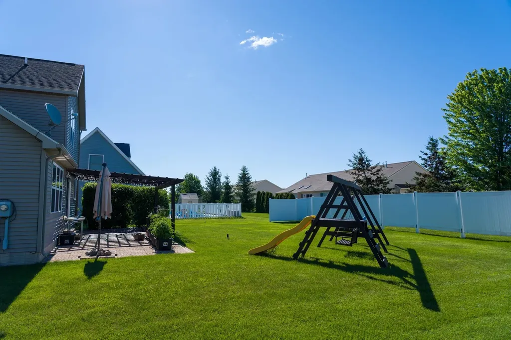 1646 Abbey Court Mt. Pleasant City MI 48858