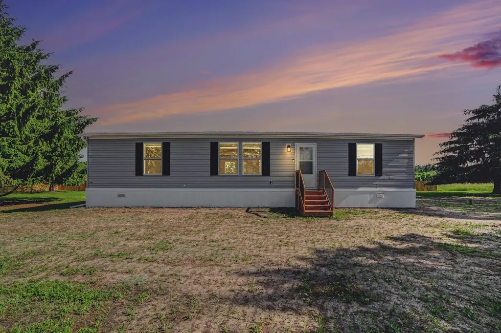 4390 W Seaman Road Arcada Township MI 48801