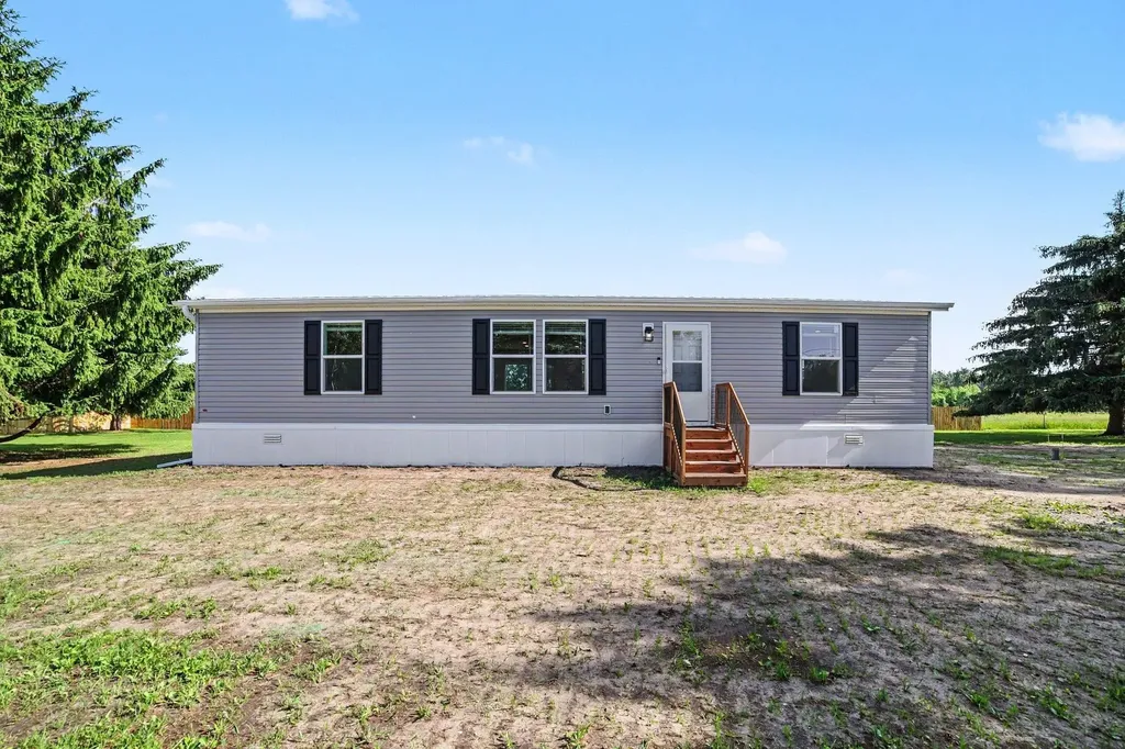 4390 W Seaman Road Arcada Township MI 48801