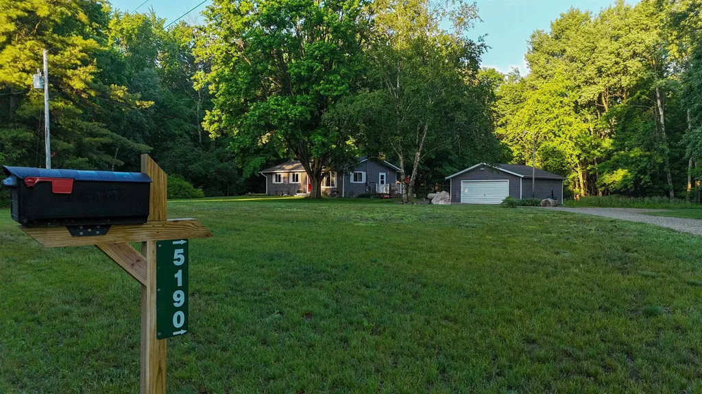 5190 S Vandecar Road Deerfield Township MI 48858