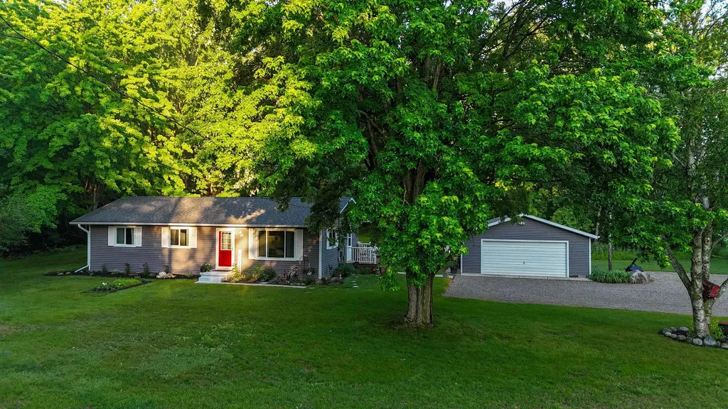 5190 S Vandecar Road Deerfield Township MI 48858