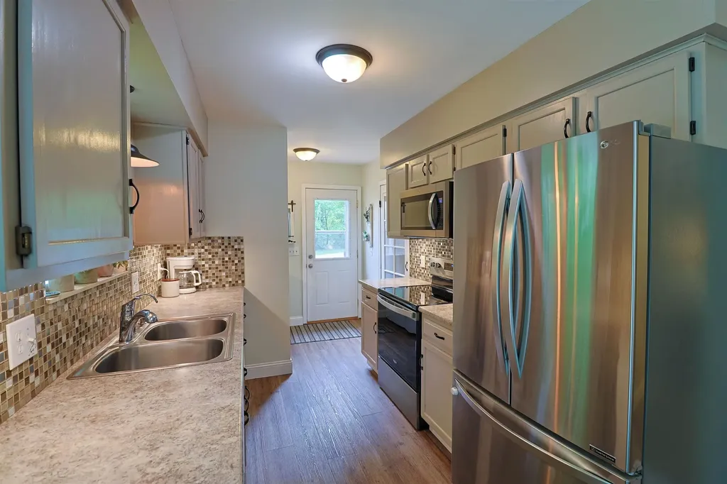 5190 S Vandecar Road Deerfield Township MI 48858