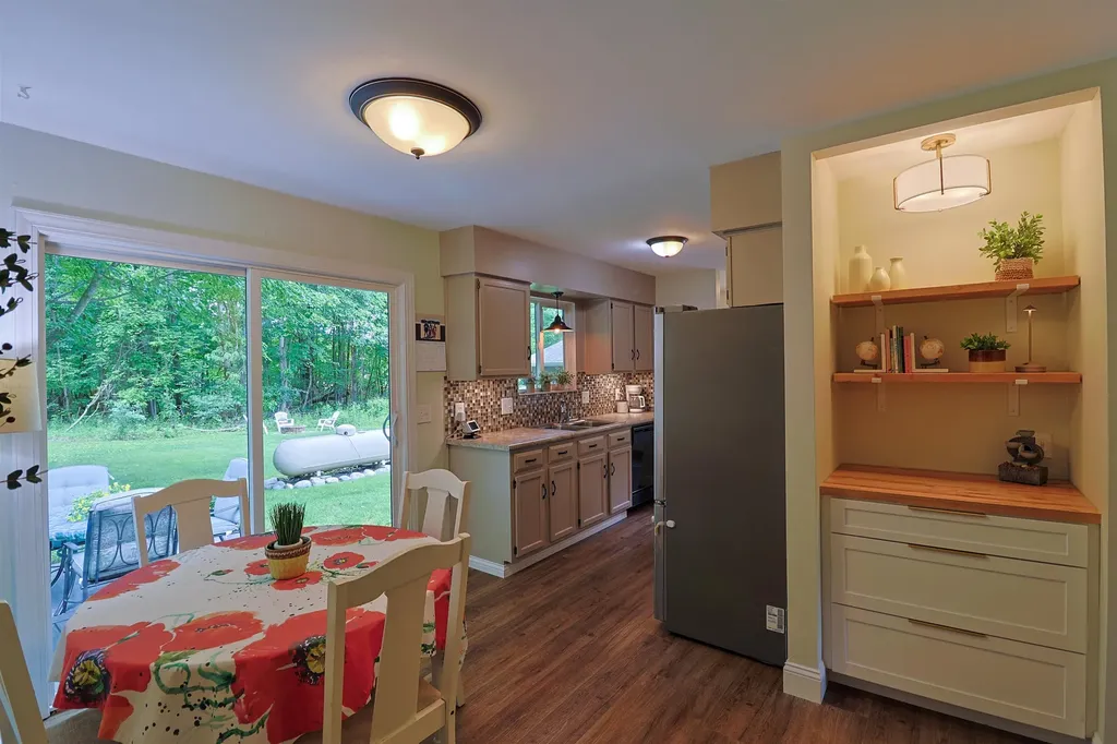 5190 S Vandecar Road Deerfield Township MI 48858