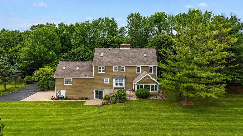 608 E Bluegrass Road Union Charter Township MI 48858