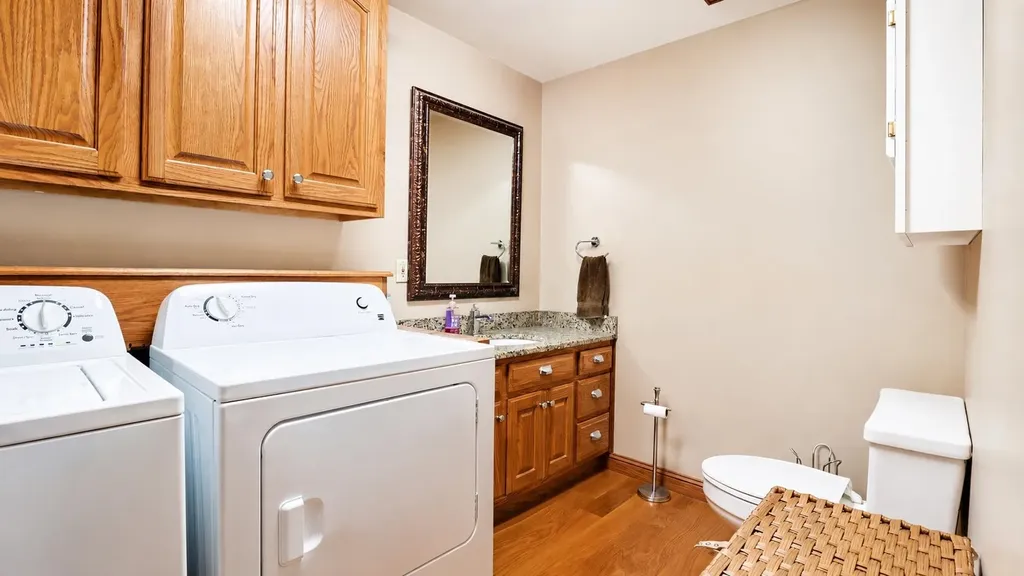 608 E Bluegrass Road Union Charter Township MI 48858