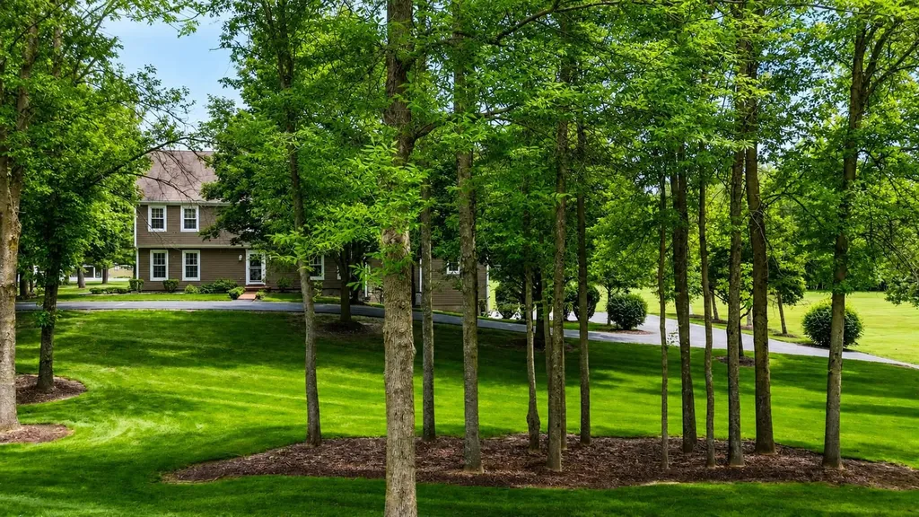 608 E Bluegrass Road Union Charter Township MI 48858