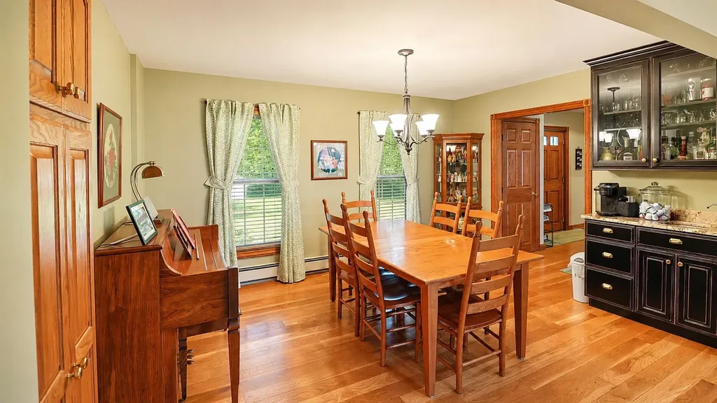 608 E Bluegrass Road Union Charter Township MI 48858
