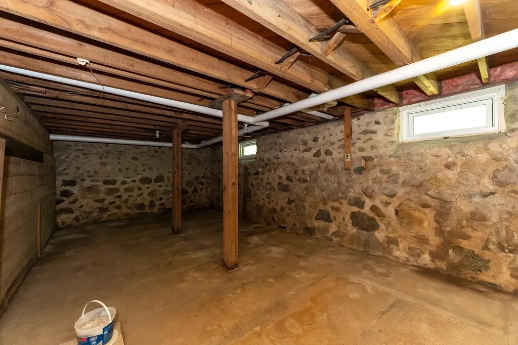 402 W Chapman Road Fremont Township MI 48858