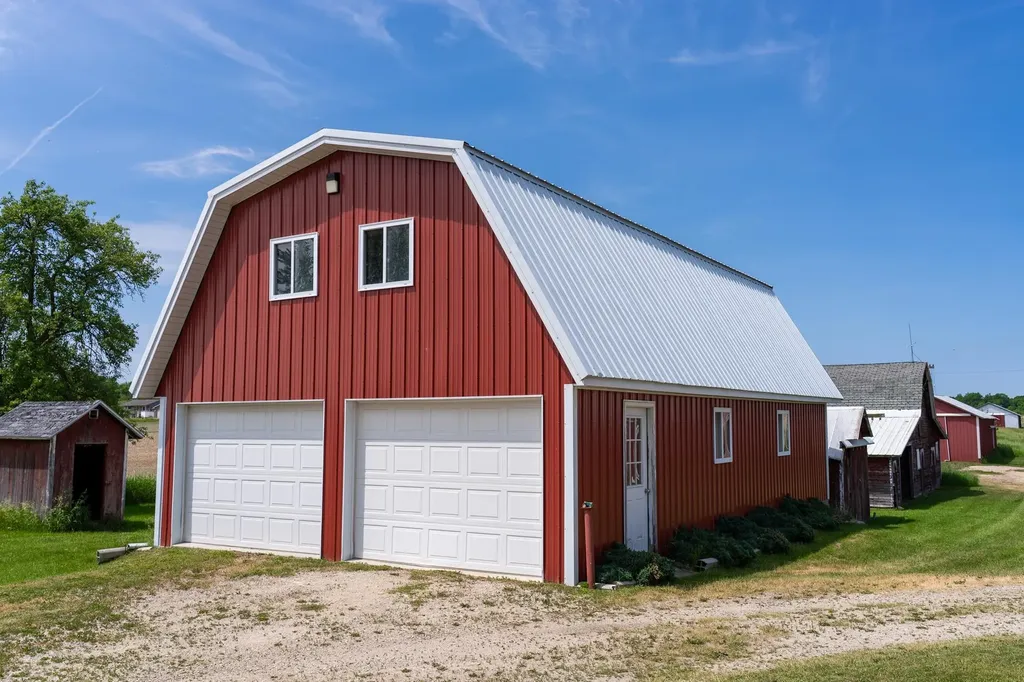 402 W Chapman Road Fremont Township MI 48858