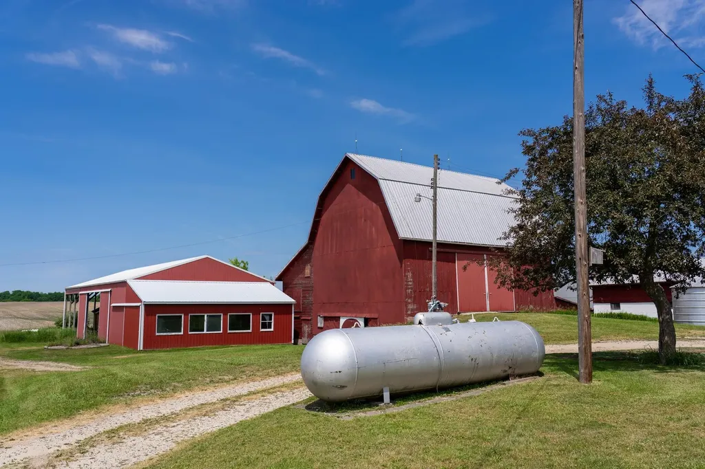 402 W Chapman Road Fremont Township MI 48858