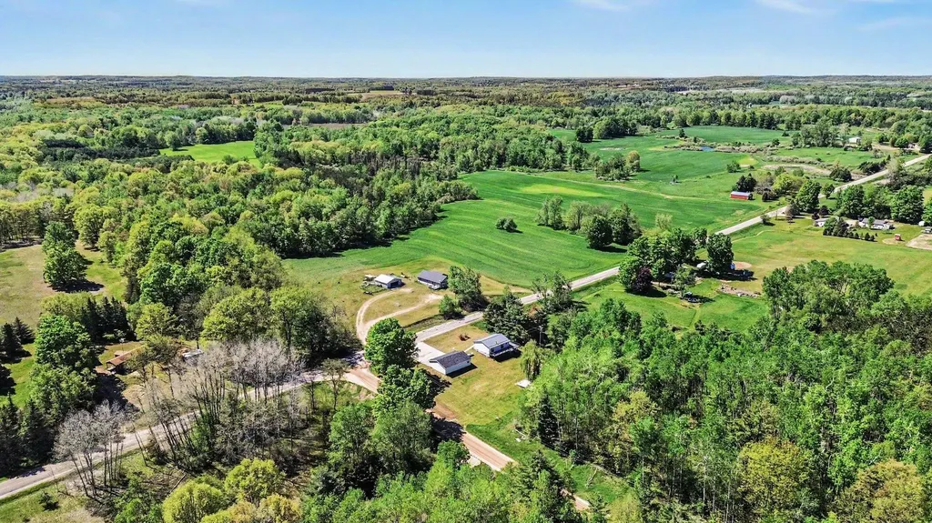 7032 N Woodruff Road Gilmore Township MI 48893