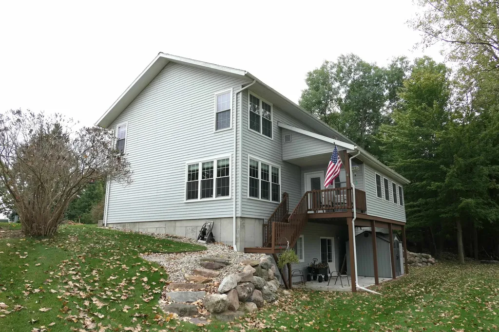 1057 Crown Point Drive Lake Isabella Village MI 48893