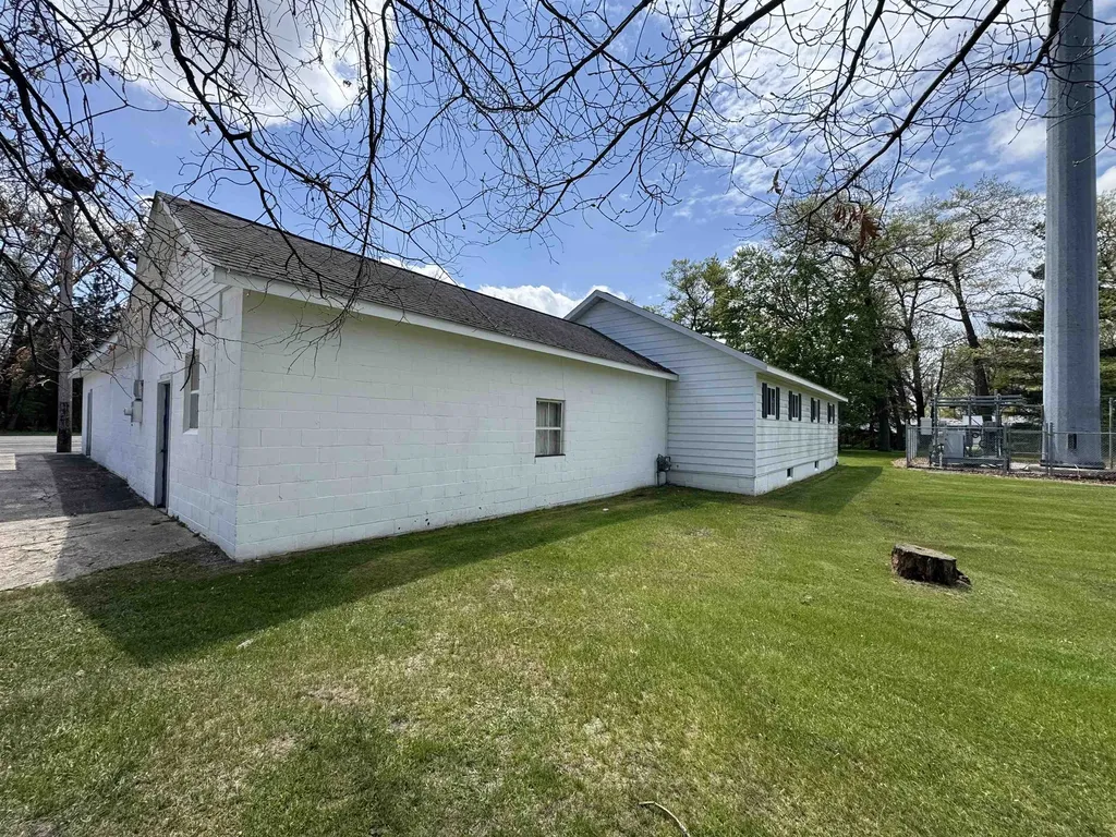 2441 Greenwood Road Mills Township MI 48756