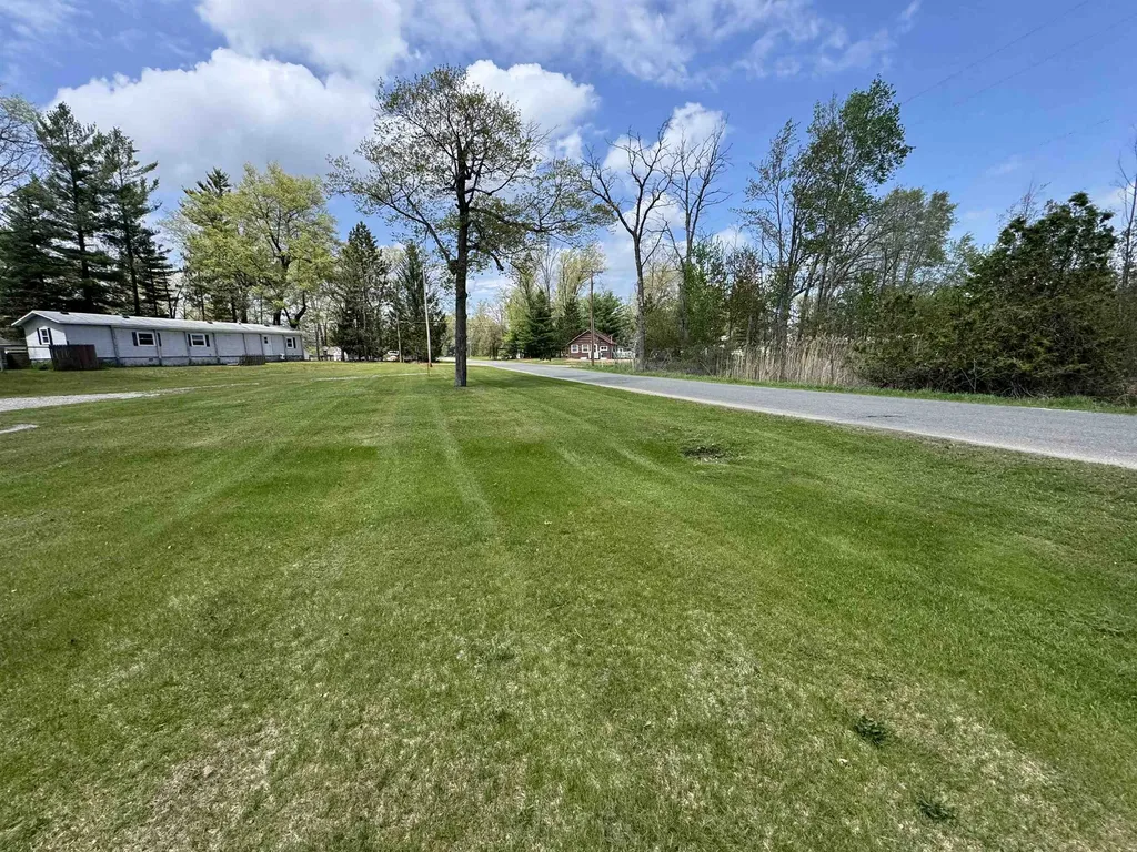 2441 Greenwood Road Mills Township MI 48756