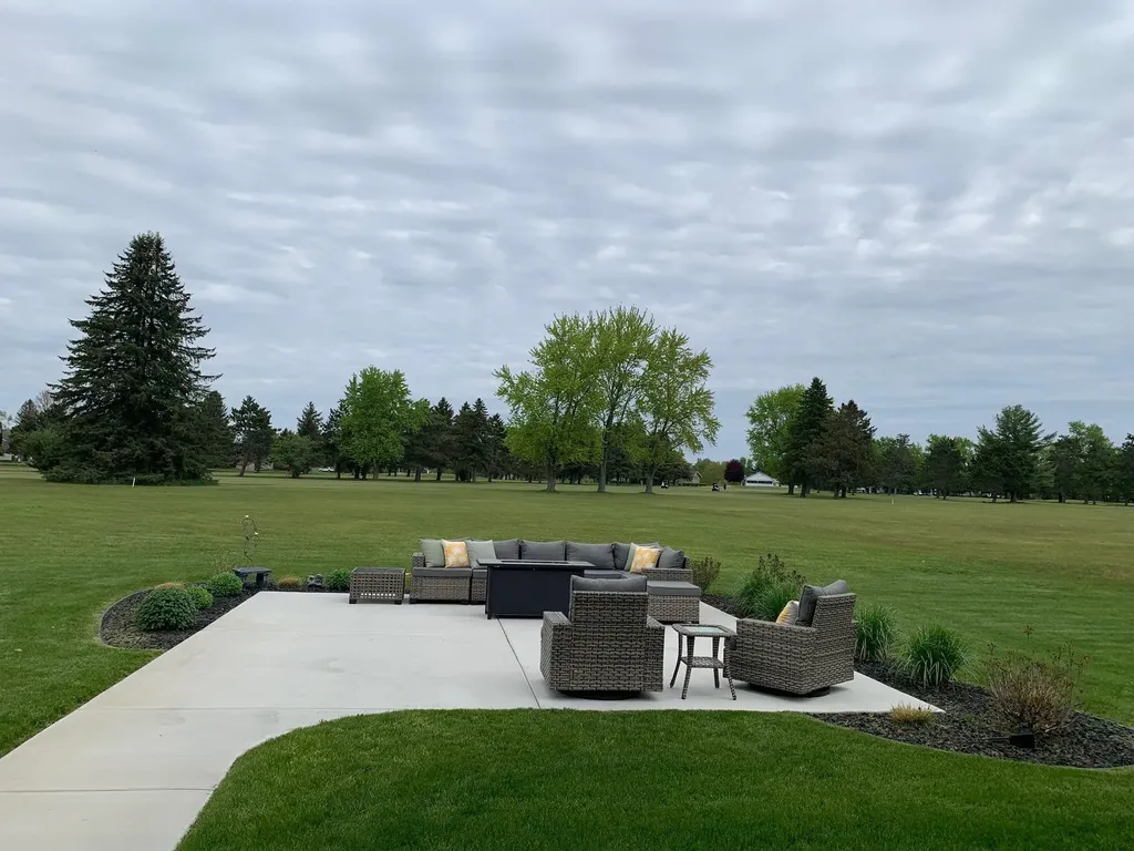 1139 Fairway Drive Lake Isabella Village MI 48893