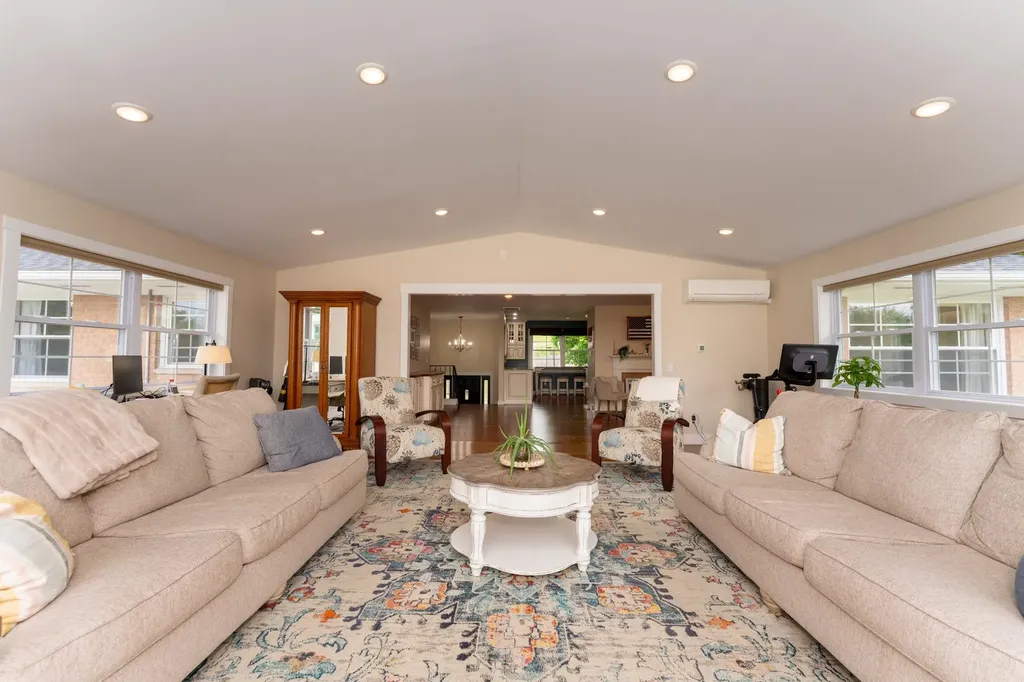 1206 Fairfield Drive Mt. Pleasant City MI 48858