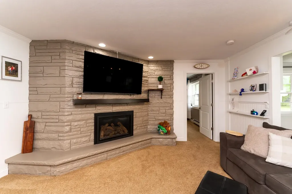 1206 Fairfield Drive Mt. Pleasant City MI 48858