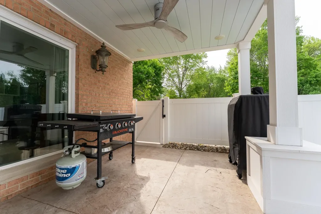 1206 Fairfield Drive Mt. Pleasant City MI 48858