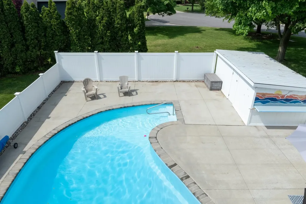 1206 Fairfield Drive Mt. Pleasant City MI 48858