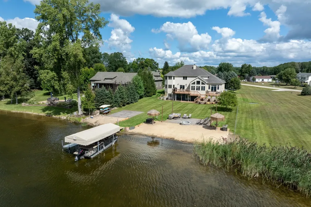 1107 Bundy Drive Broomfield Township MI 48893