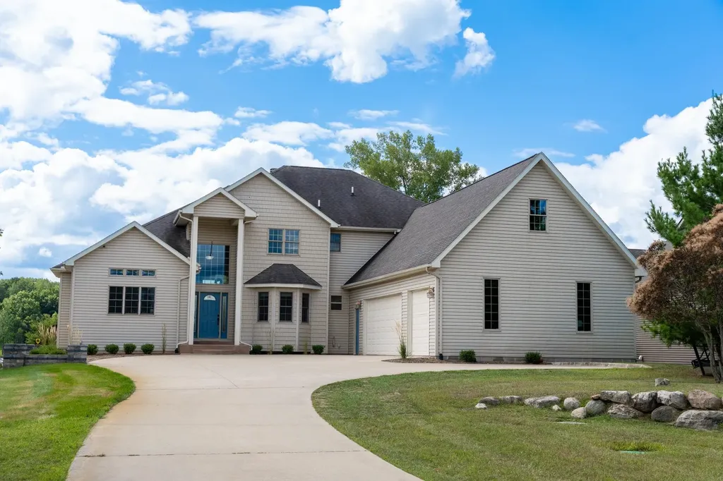 1107 Bundy Drive Broomfield Township MI 48893