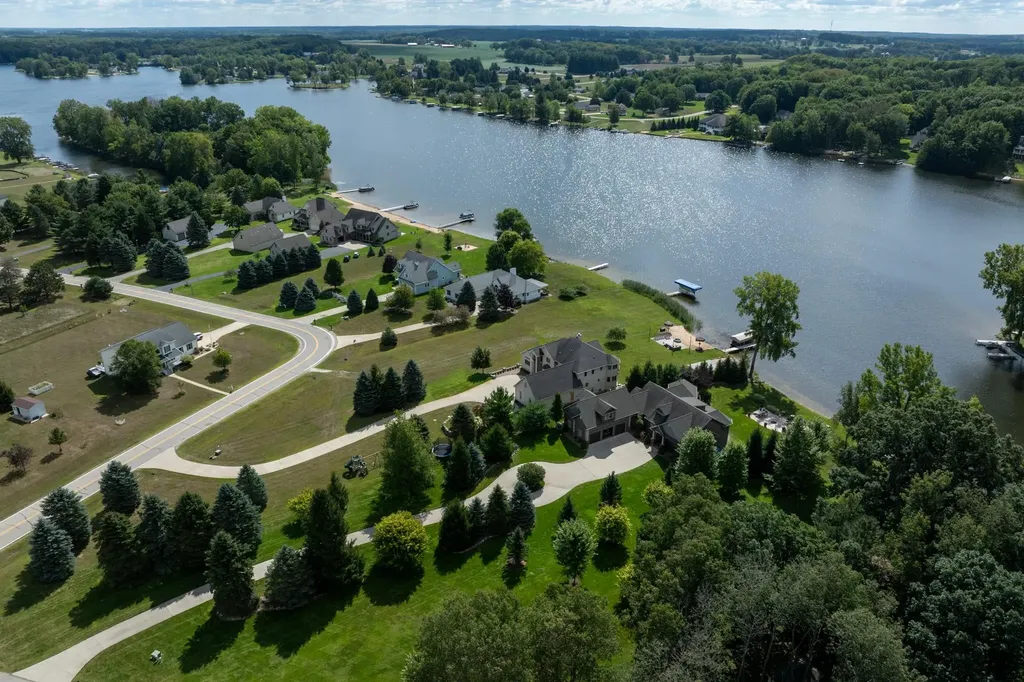 1107 Bundy Drive Broomfield Township MI 48893