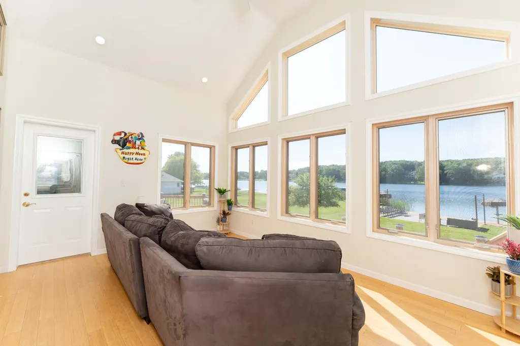 1107 Bundy Drive Broomfield Township MI 48893